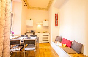 Mosaic Center Apartments