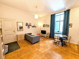 Mosaic Center Apartments