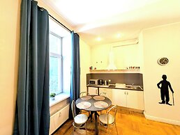 Mosaic Center Apartments