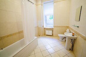 Mosaic Center Apartments