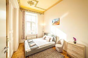 Mosaic Center Apartments