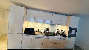 Paradeplatz Apartment by Airhome