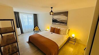 Paradeplatz Apartment by Airhome