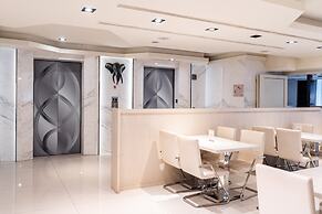 Guide Hotel Taichung ZiYou