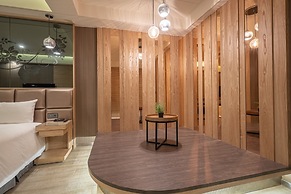 Guide Hotel Taichung ZiYou