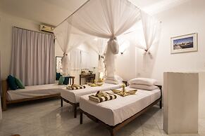 Bajo Komodo Eco Lodge