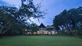 Bajo Komodo Eco Lodge