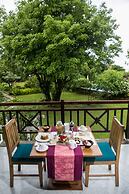 Bajo Komodo Eco Lodge