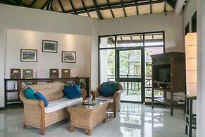 Bajo Komodo Eco Lodge