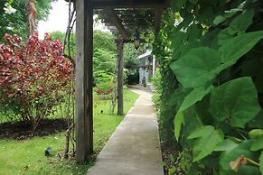 Bajo Komodo Eco Lodge