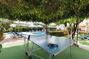 Hostal y Apartamento Rural Los Naranjos