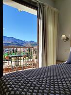 Hostal y Apartamento Rural Los Naranjos