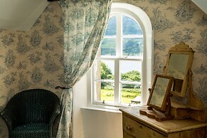 The Inn at Loch Tummel