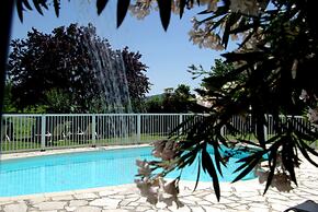 Hôtel la Bastide des Monges