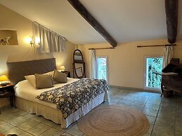 Hôtel la Bastide des Monges