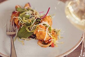 Longlands Inn and Restaurant