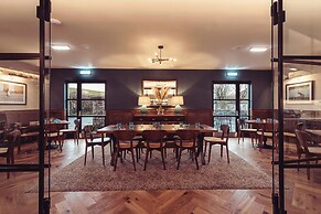 Longlands Inn and Restaurant