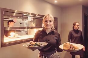 Longlands Inn and Restaurant