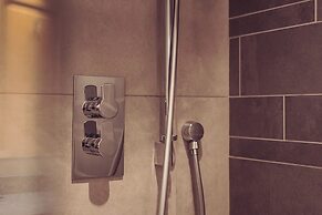 Longlands Inn and Restaurant