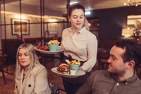 Longlands Inn and Restaurant