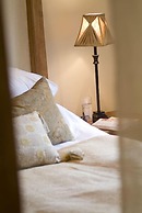 Longlands Inn and Restaurant