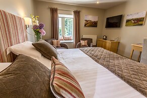 Longlands Inn and Restaurant