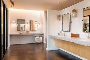 Andaz Scottsdale Resort & Bungalows