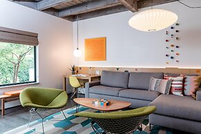 Andaz Scottsdale Resort & Bungalows