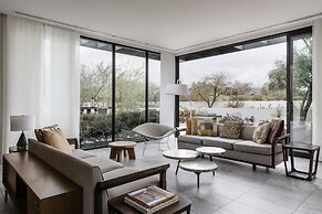 Andaz Scottsdale Resort & Bungalows