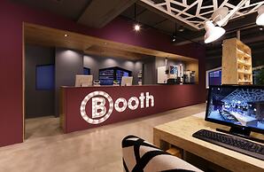 Booth Net Cafe & Capsule