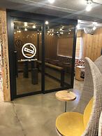 Booth Net Cafe & Capsule