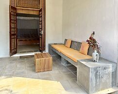 Isana Beach House