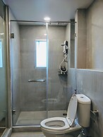 Good One Poshtel & Café Bar