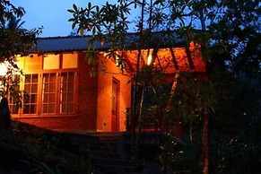 Bandura Kalawana Rainforest Bungalow