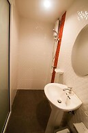 Eat - Ting Cafe and Hostel