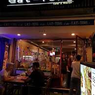 Eat - Ting Cafe and Hostel