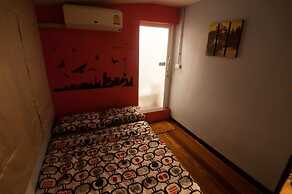 Eat - Ting Cafe and Hostel