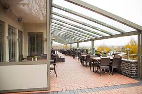 M13 Hotel