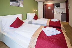 Di Verdi Imperial Hotel