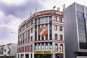 OYO 162 FB Hotel