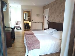 Hotel Villa Marrón