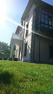 Hotel Villa Marrón