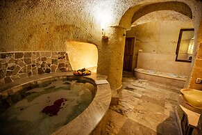 Oread Cave Suites