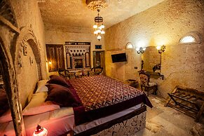 Oread Cave Suites