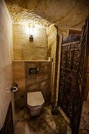 Oread Cave Suites