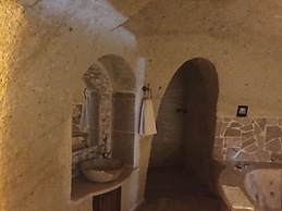 Oread Cave Suites