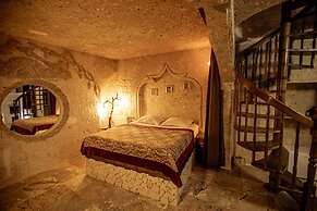 Oread Cave Suites