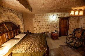 Oread Cave Suites