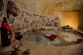 Oread Cave Suites