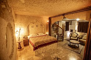 Oread Cave Suites